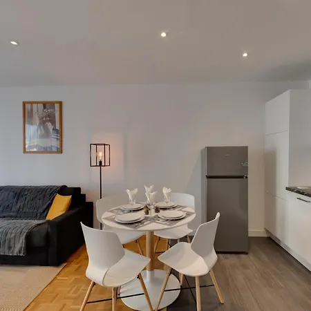 아파트 Le Chevene - 2 Or 4 Person With Balcony In Centre *